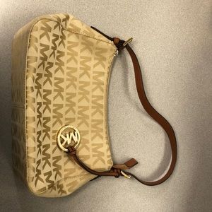 Michael Kors Hobo Bag